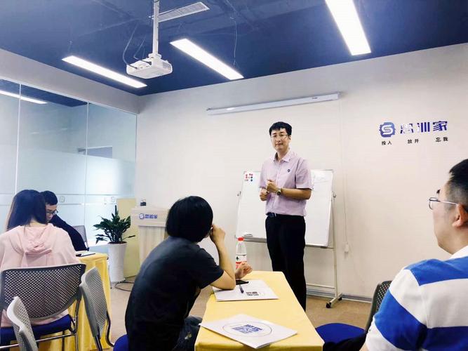產(chǎn)品中心 演講口才培訓(xùn) 專業(yè)口才培訓(xùn)機(jī)構(gòu)